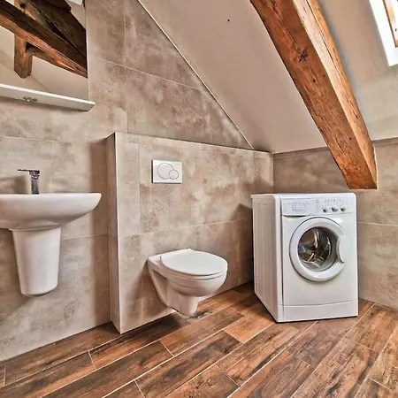 Cozy Private Flat In Center 公寓 *